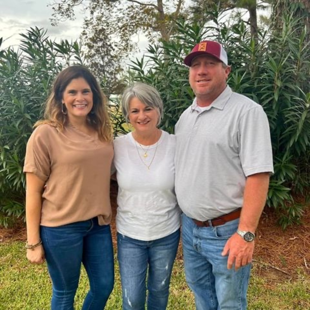 Meet your Posher, Angela